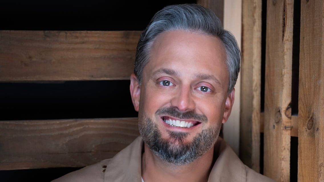 Nate Bargatze: Big Dumb Eyes Goes To College