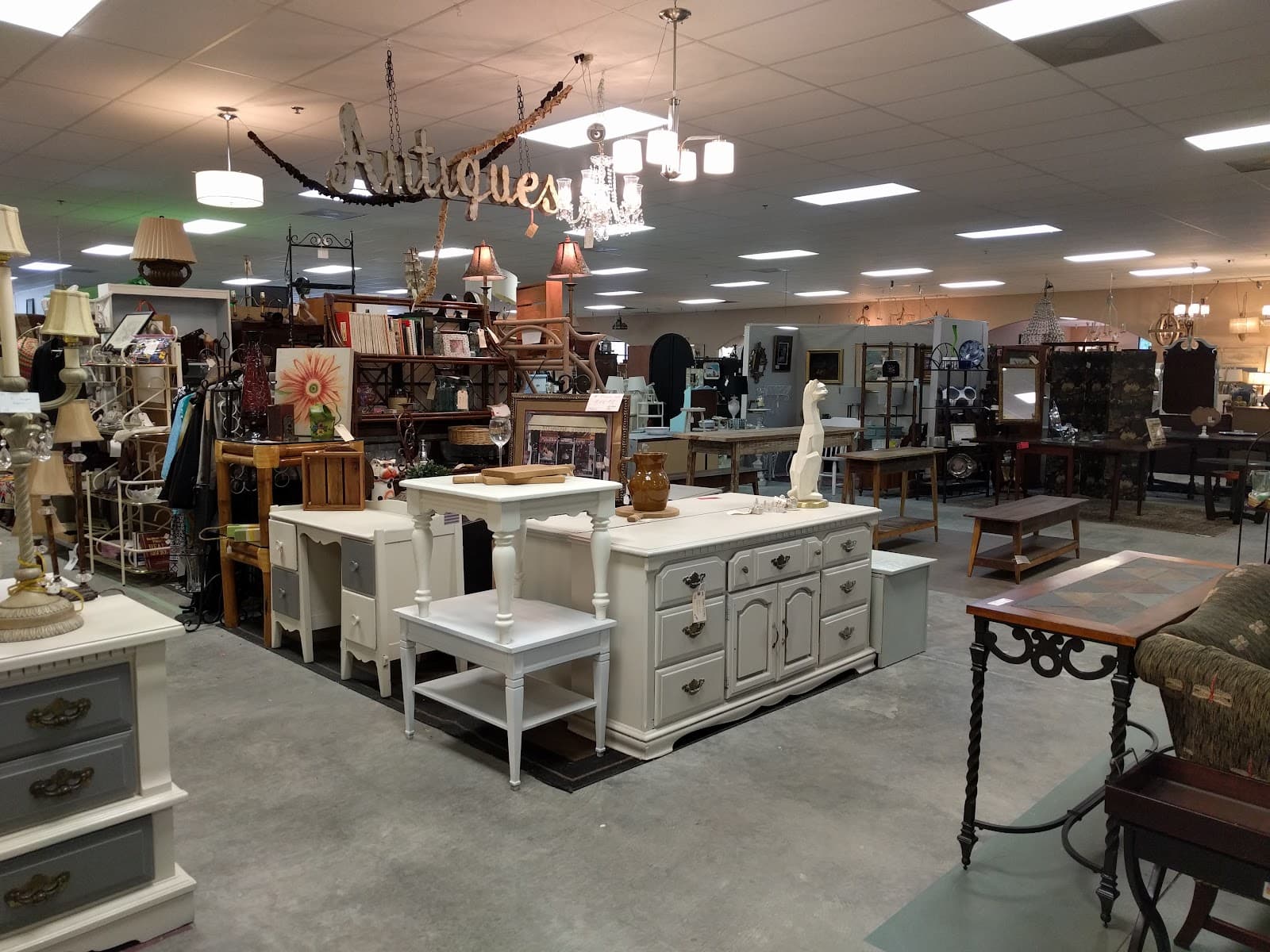 Mount Pleasant Mall — photo 1