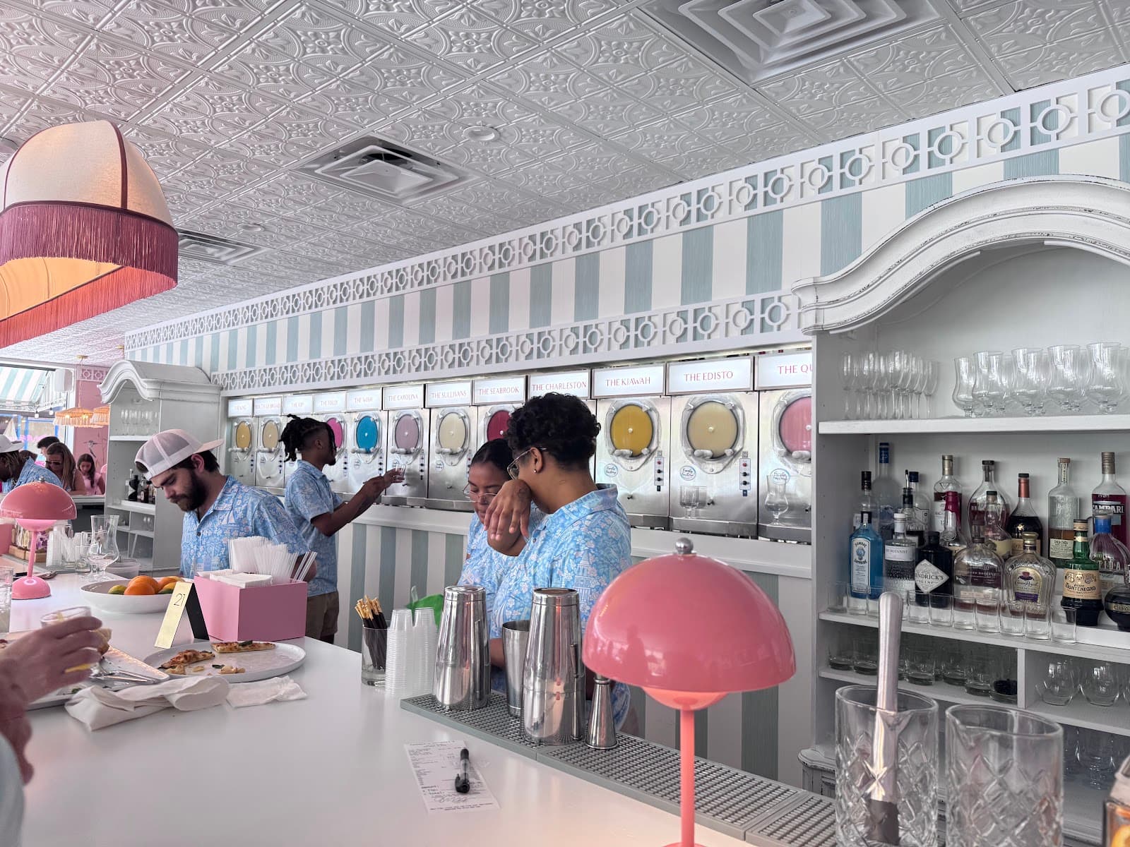 Zachary's Daiquiris | Downtown Charleston Bar — photo 1