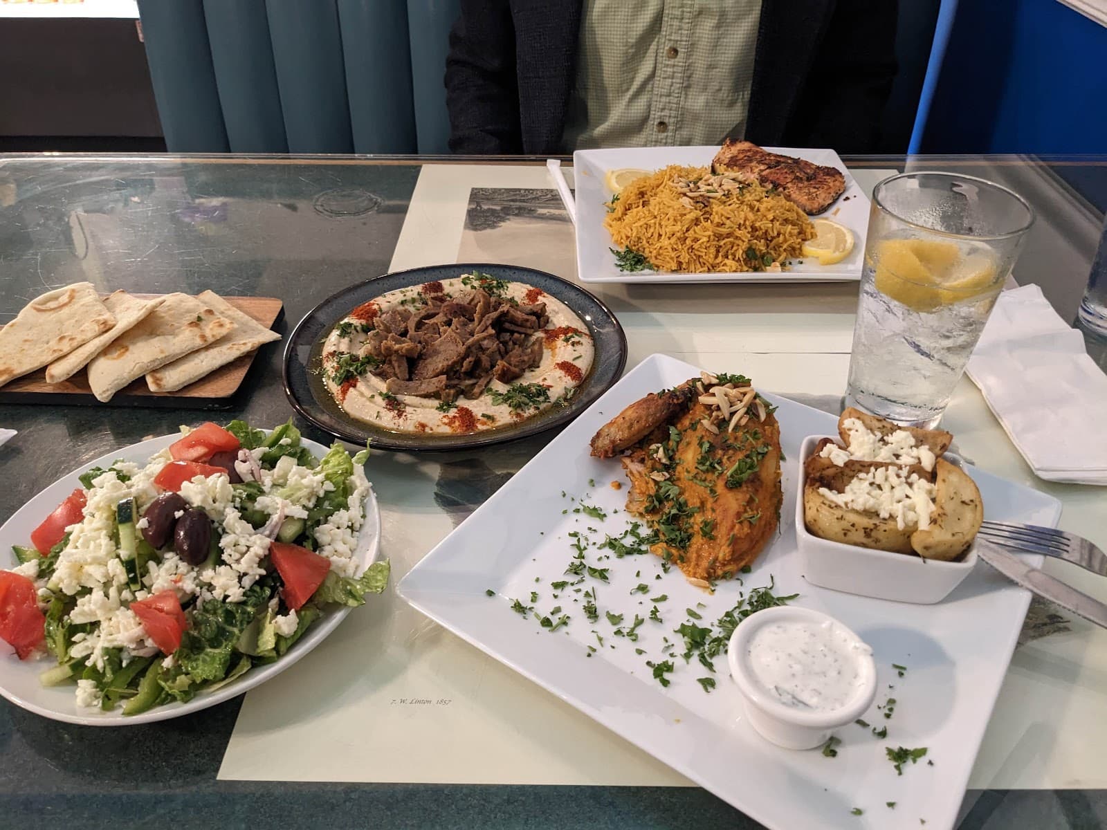 Sultan Restaurant and Lounge — photo 2