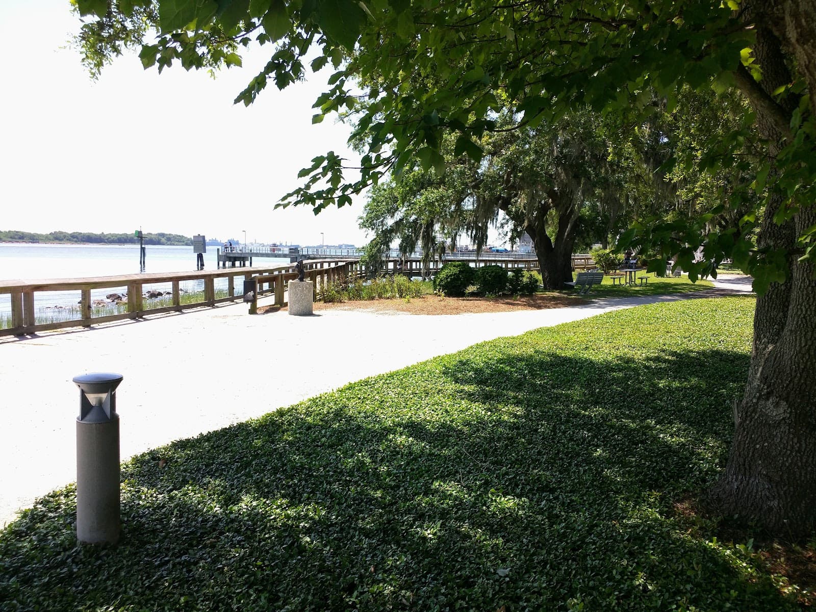 Riverfront Park — photo 1