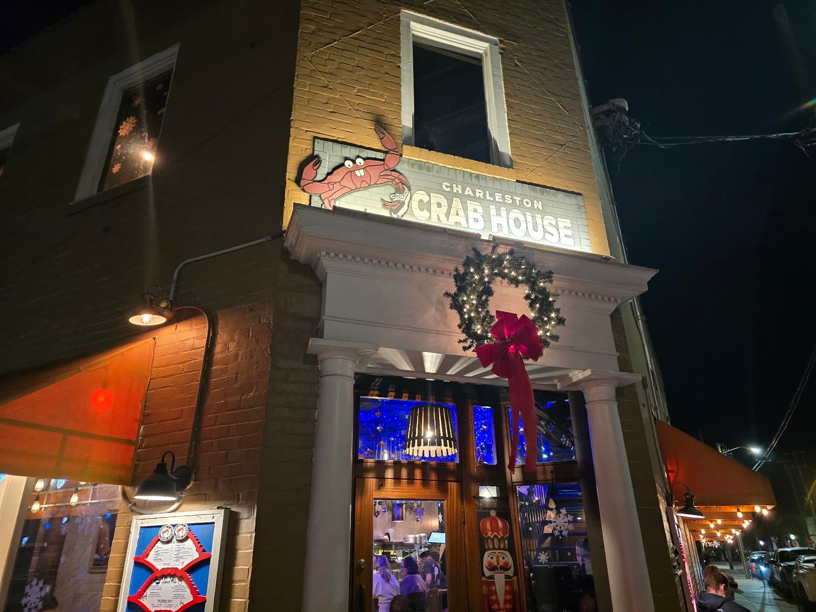 Charleston Crab House — photo 2