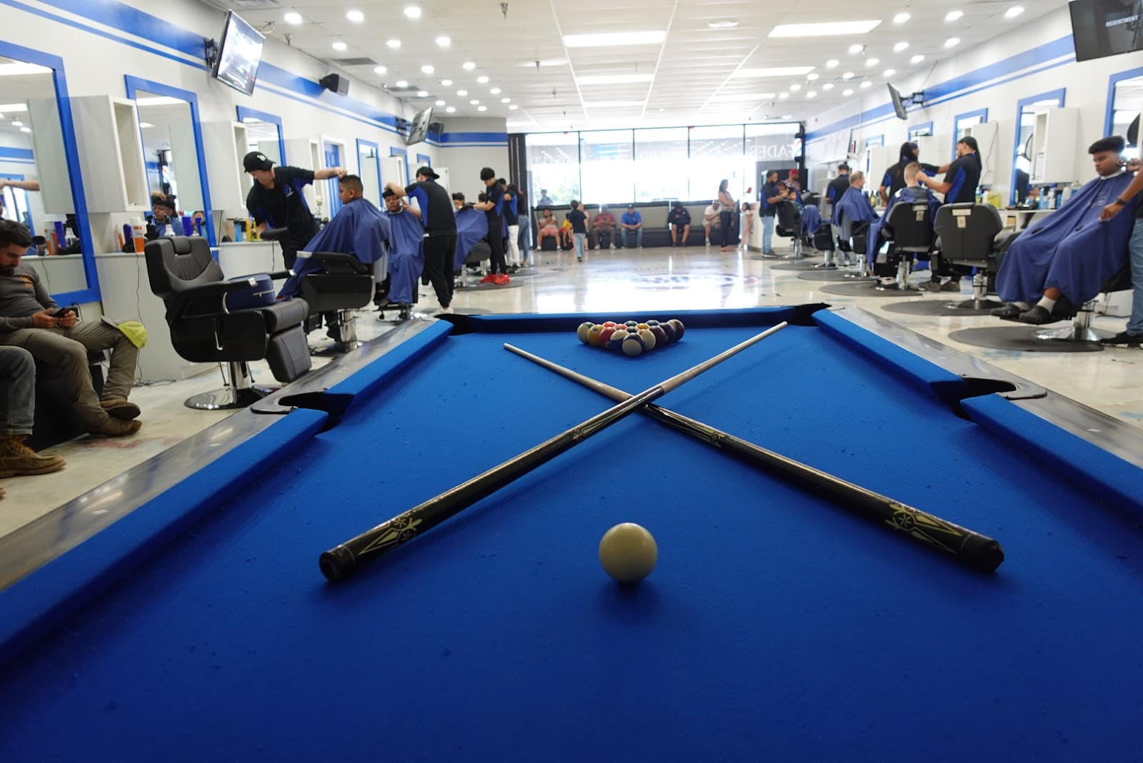 Change Up Cuts Barbershop & Beauty Center — photo 2