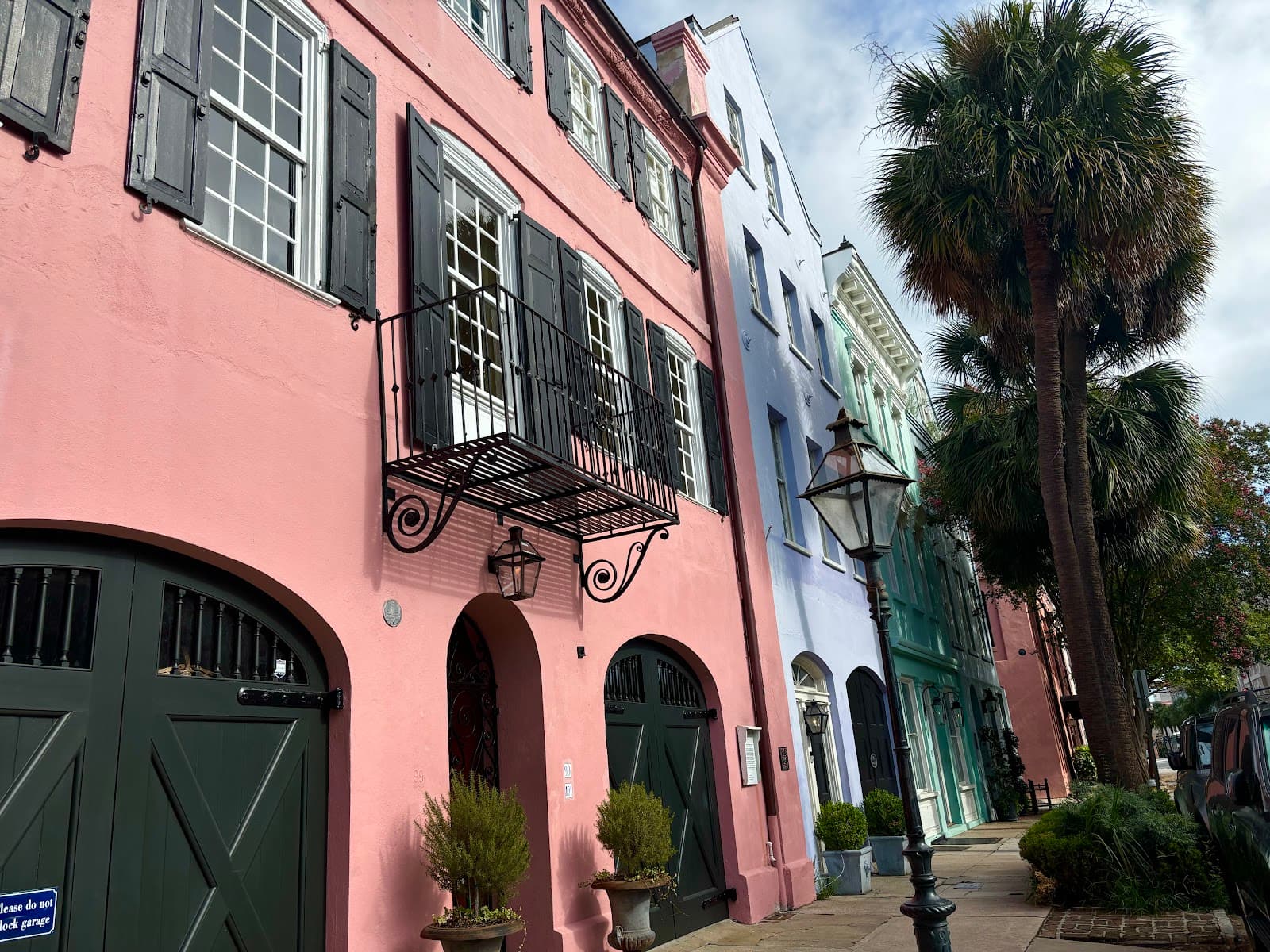 Rainbow Row — photo 1