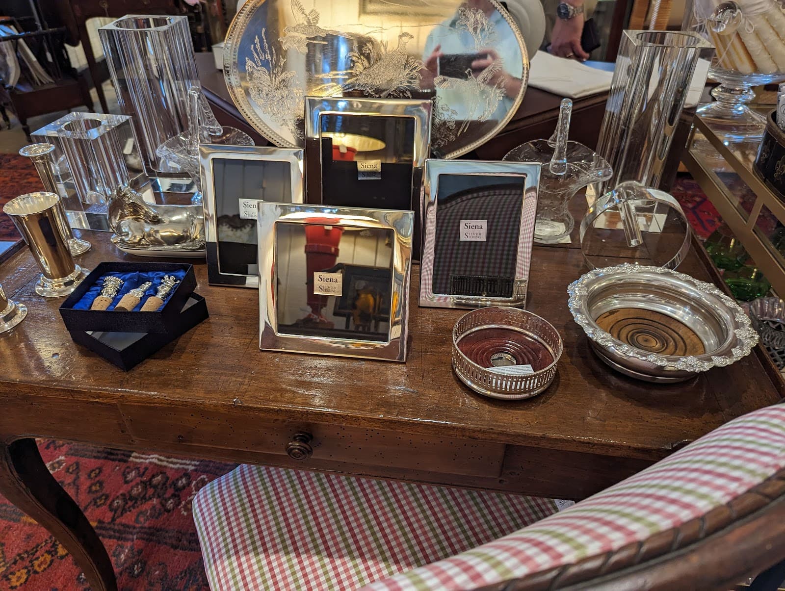 Wynsum Antiques & Interiors