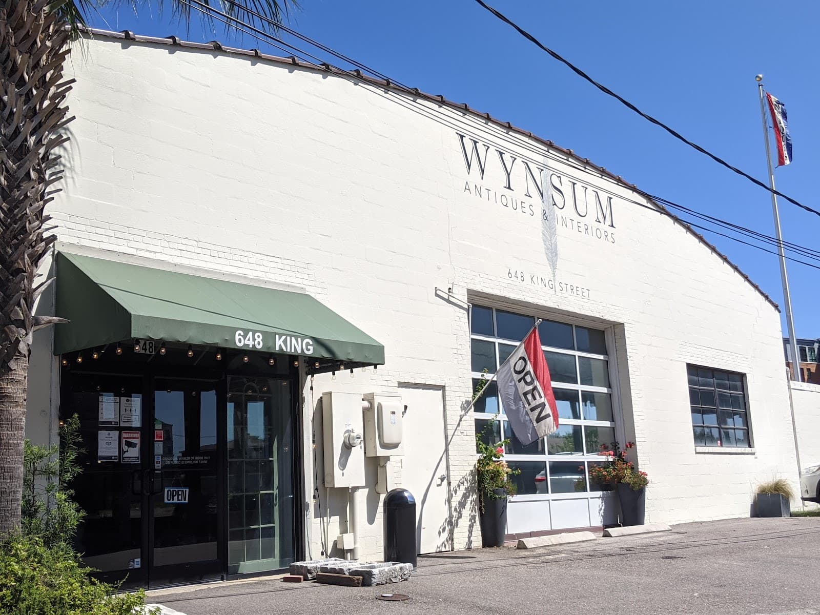 Wynsum Antiques & Interiors — photo 1