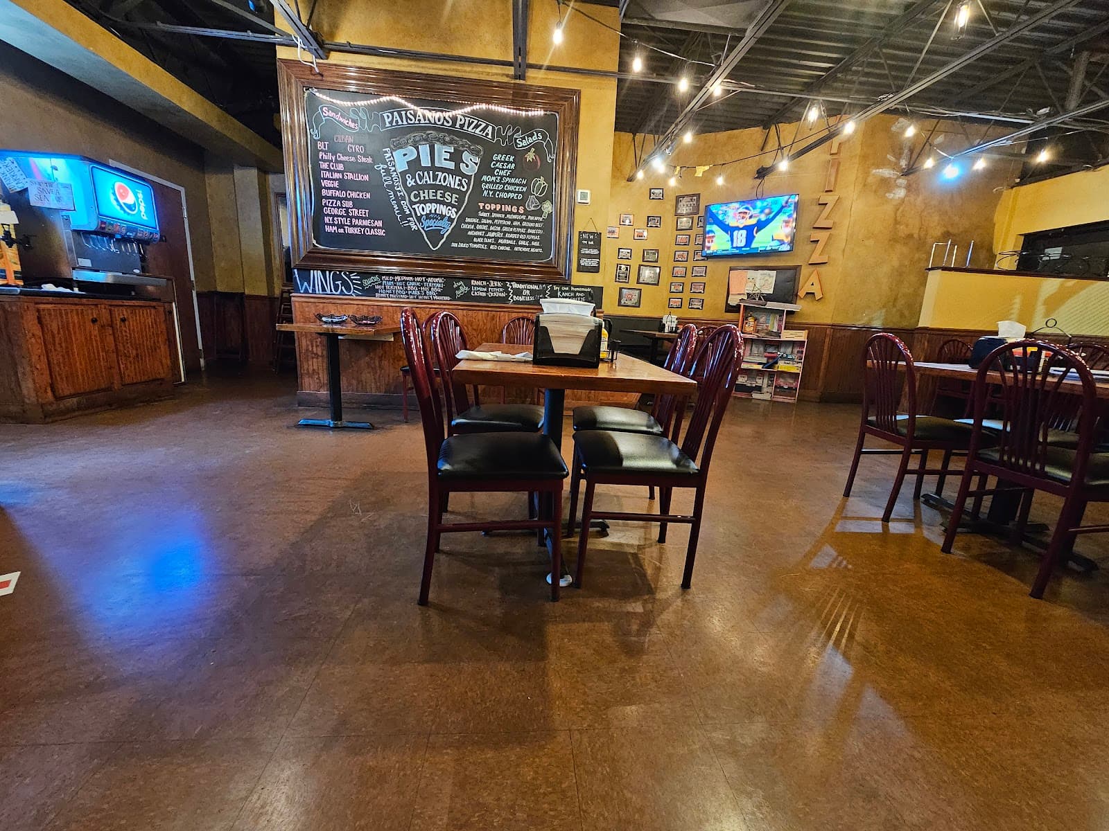 Paisano's Pizza Grill