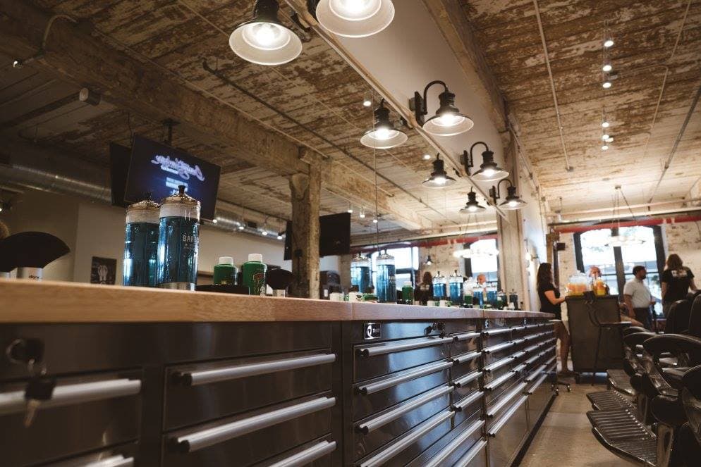 Barrelli Barber - Cigar Factory