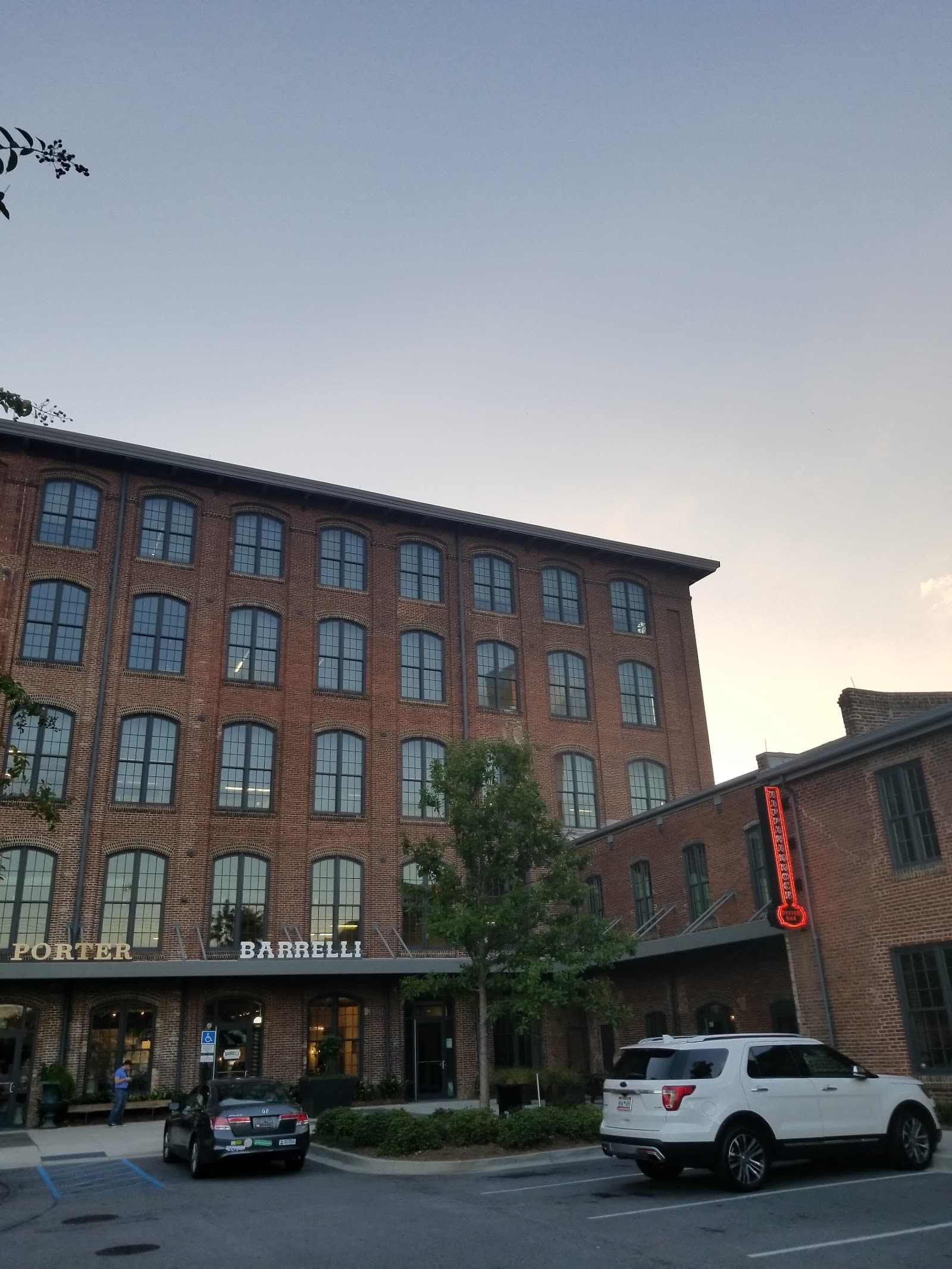 Barrelli Barber - Cigar Factory — photo 2