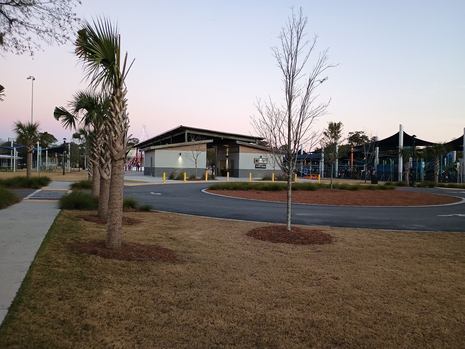 Park Circle Community Building — photo 2