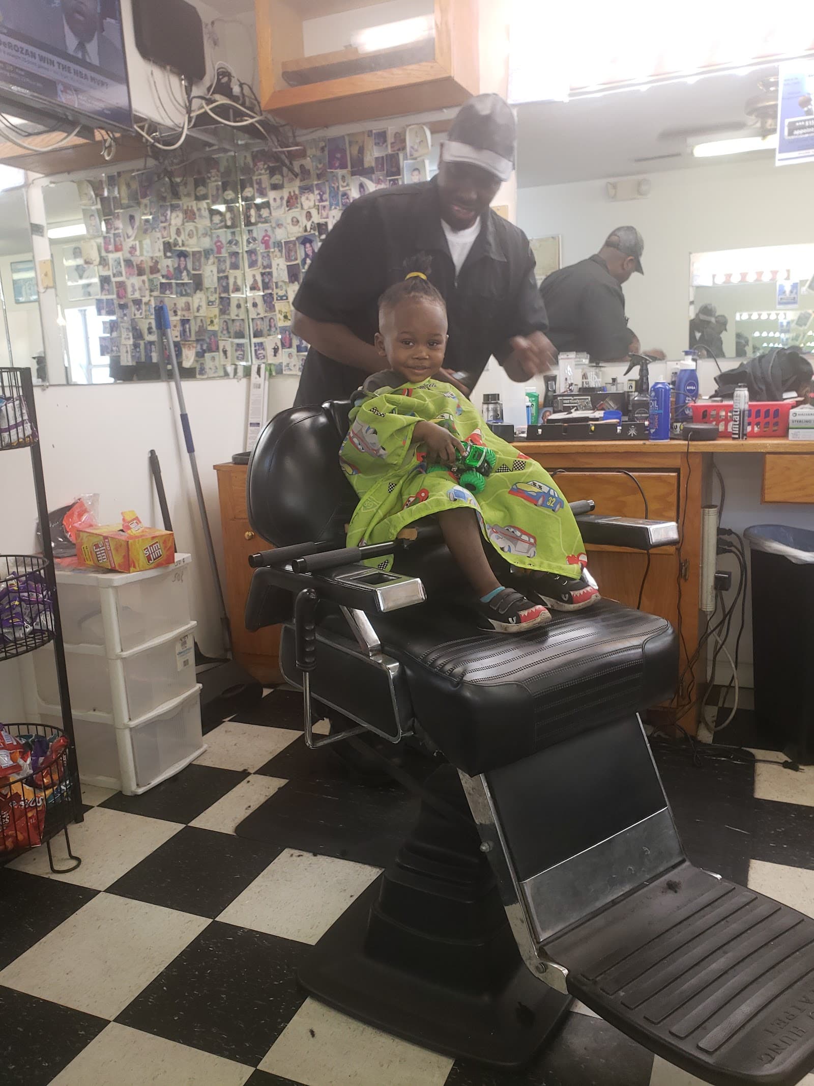 Damon's Barber Shop