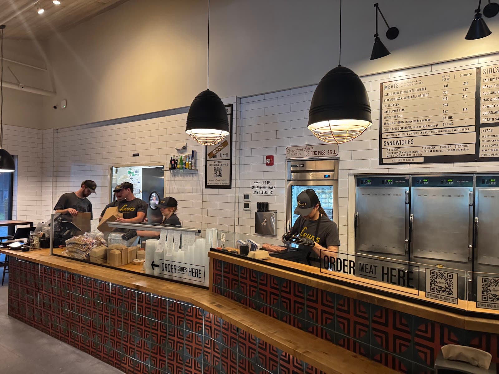 Lewis Barbecue — photo 2