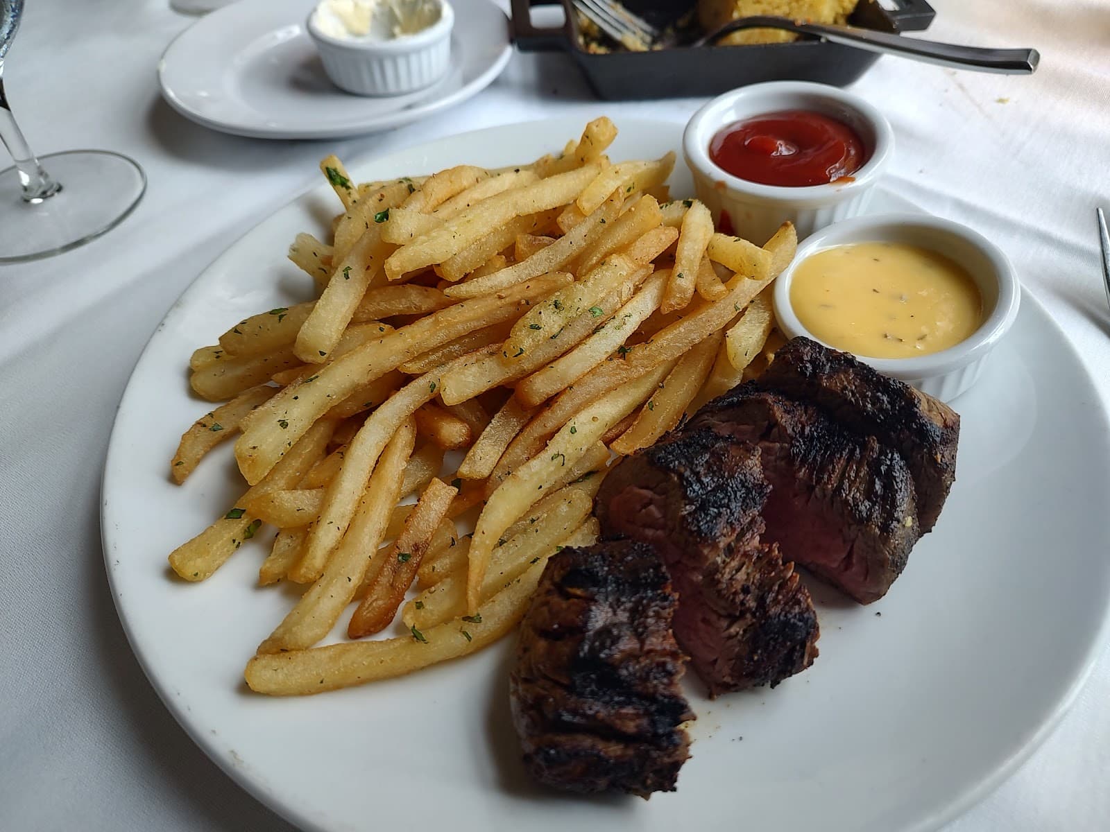 Oak Steakhouse — photo 1