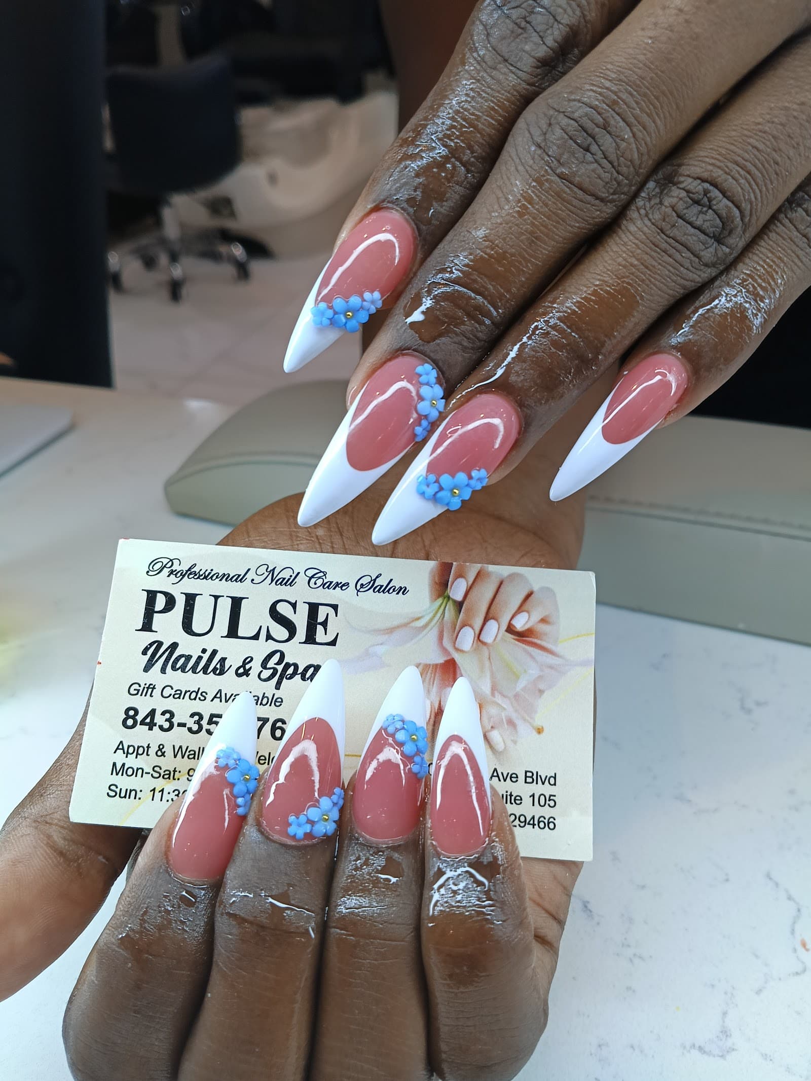 PULSE NAILS AND SPA