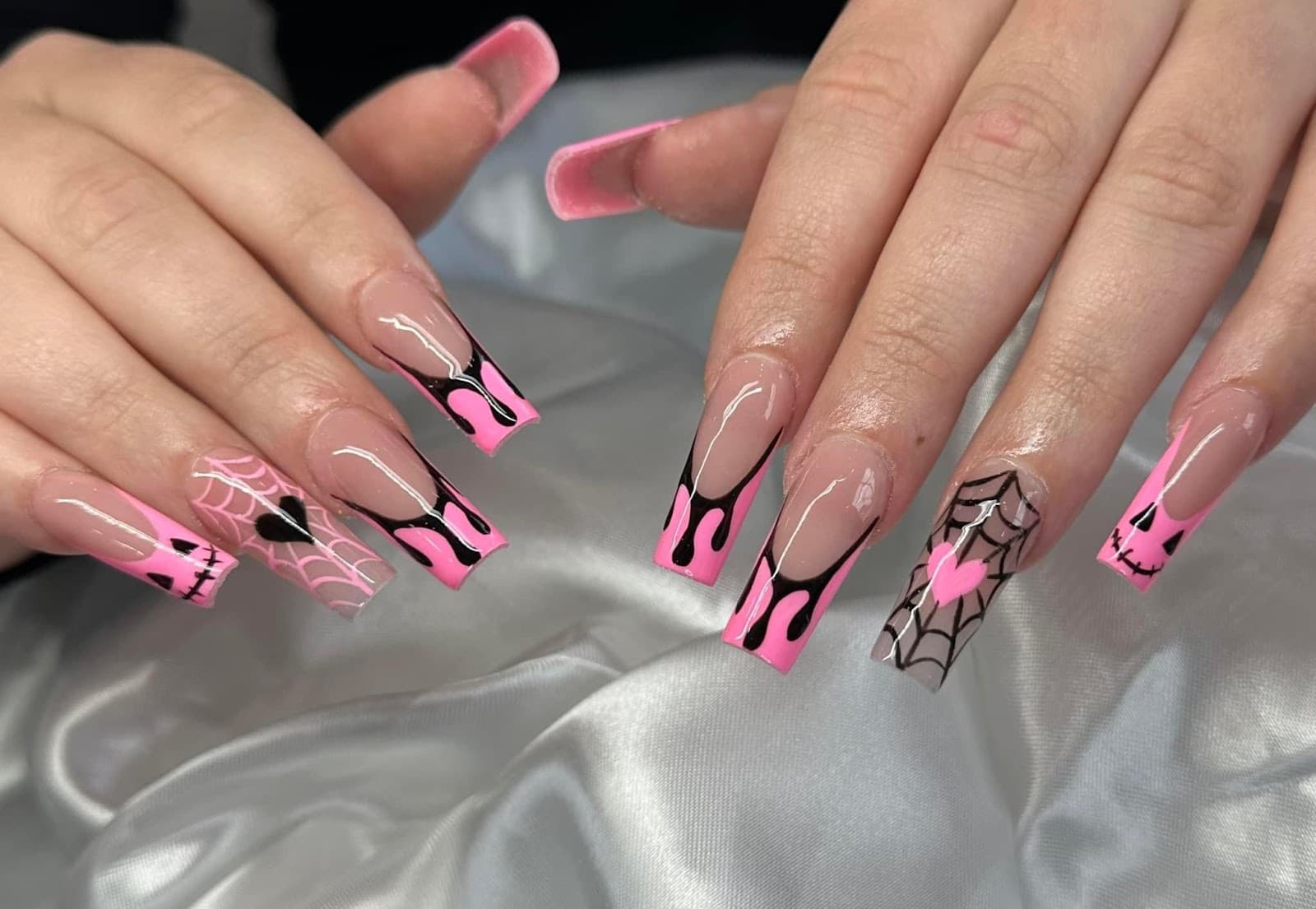 Tips 2 Toes Nail (10% off for students) — photo 1