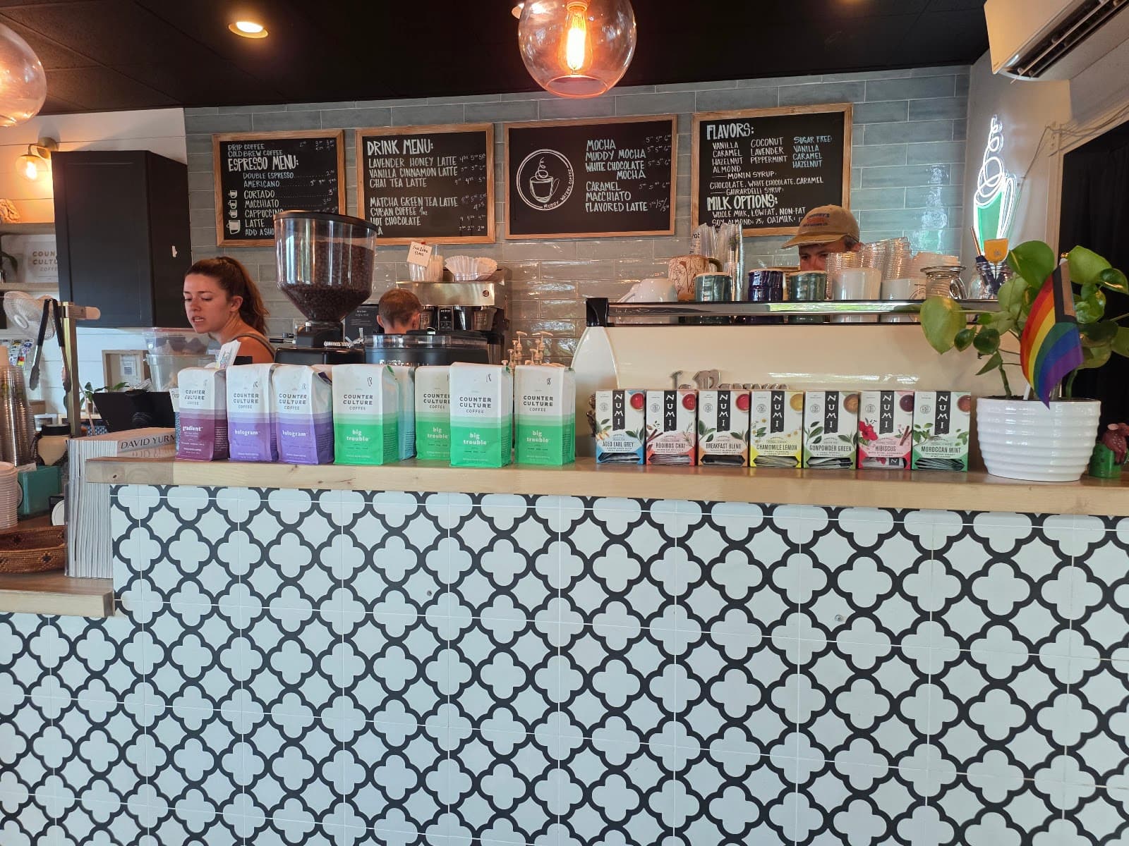 Muddy Waters Coffee Bar — photo 2