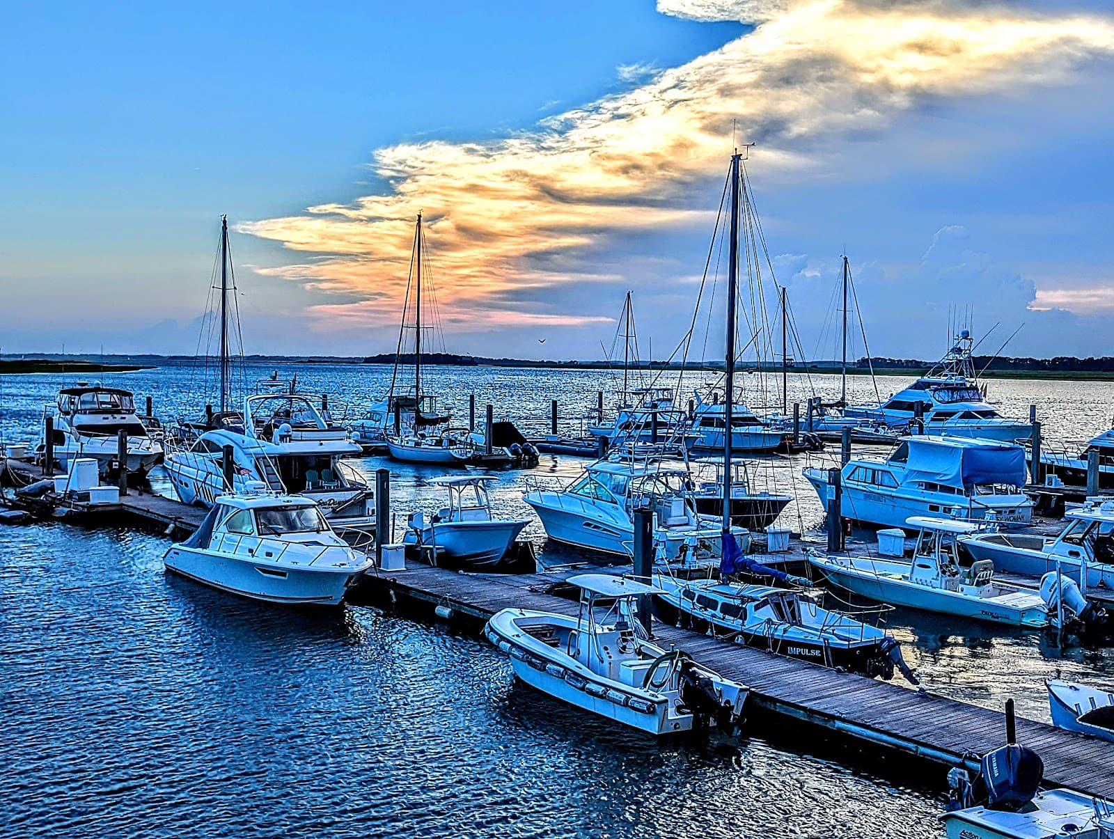 Sunset Cay Marina — photo 1