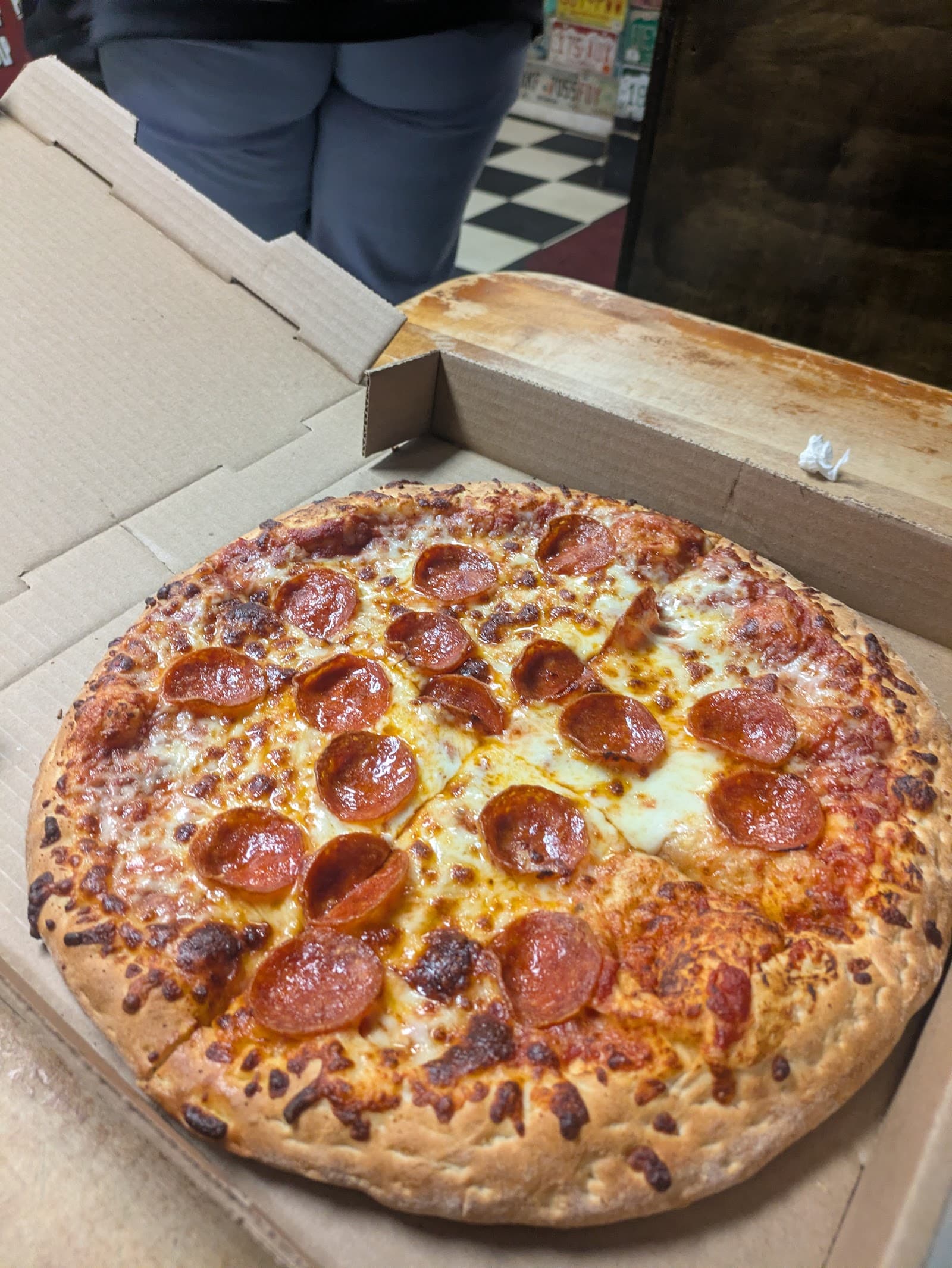 Gilroy's Pizza Pub — photo 2