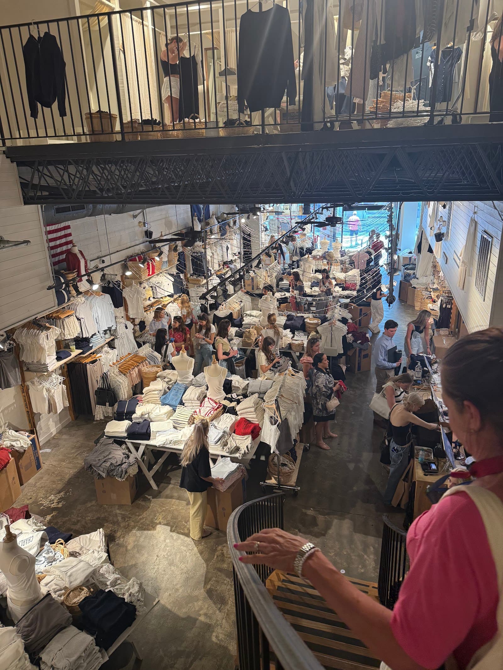 Brandy Melville - Charleston — photo 1