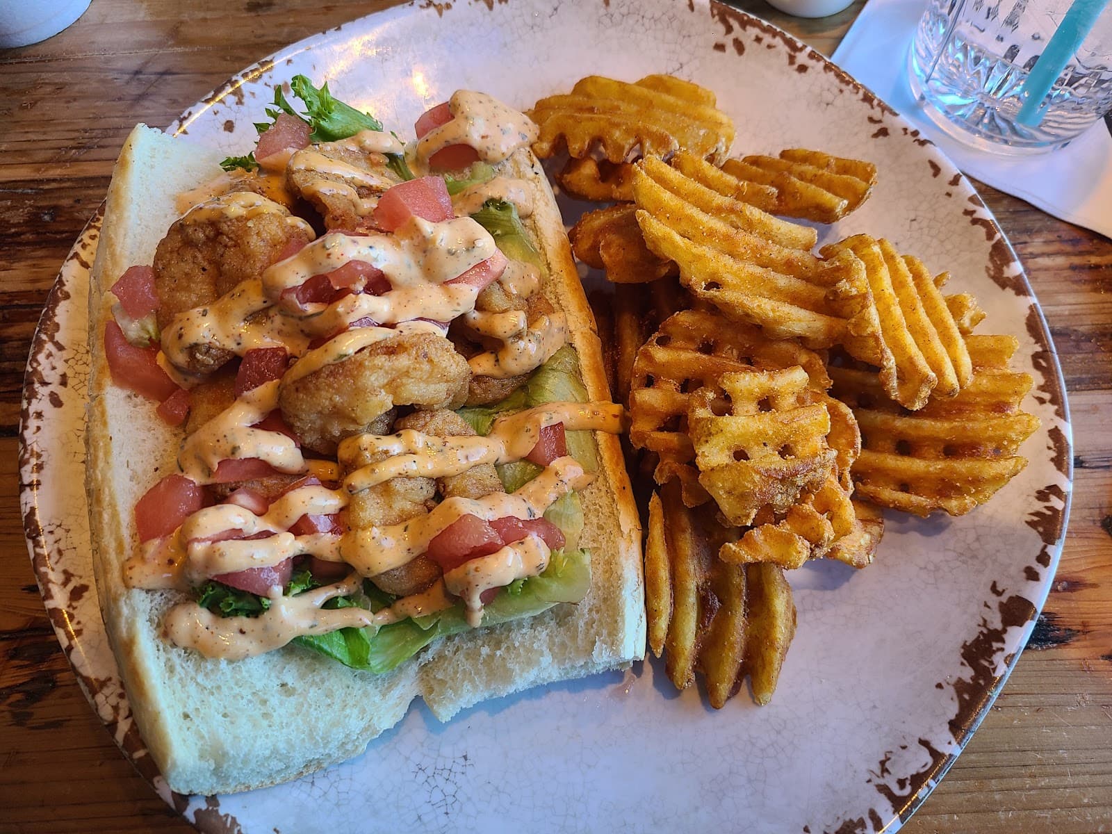 Shem Creek Crab House — photo 1