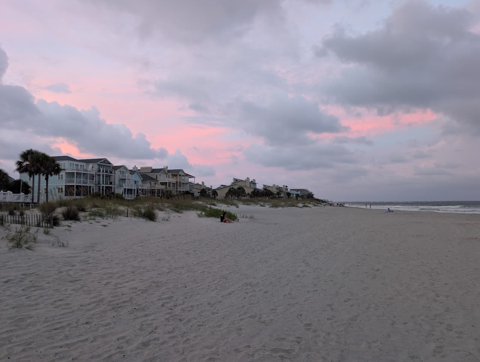 Beachside Burgers & Bar — photo 1