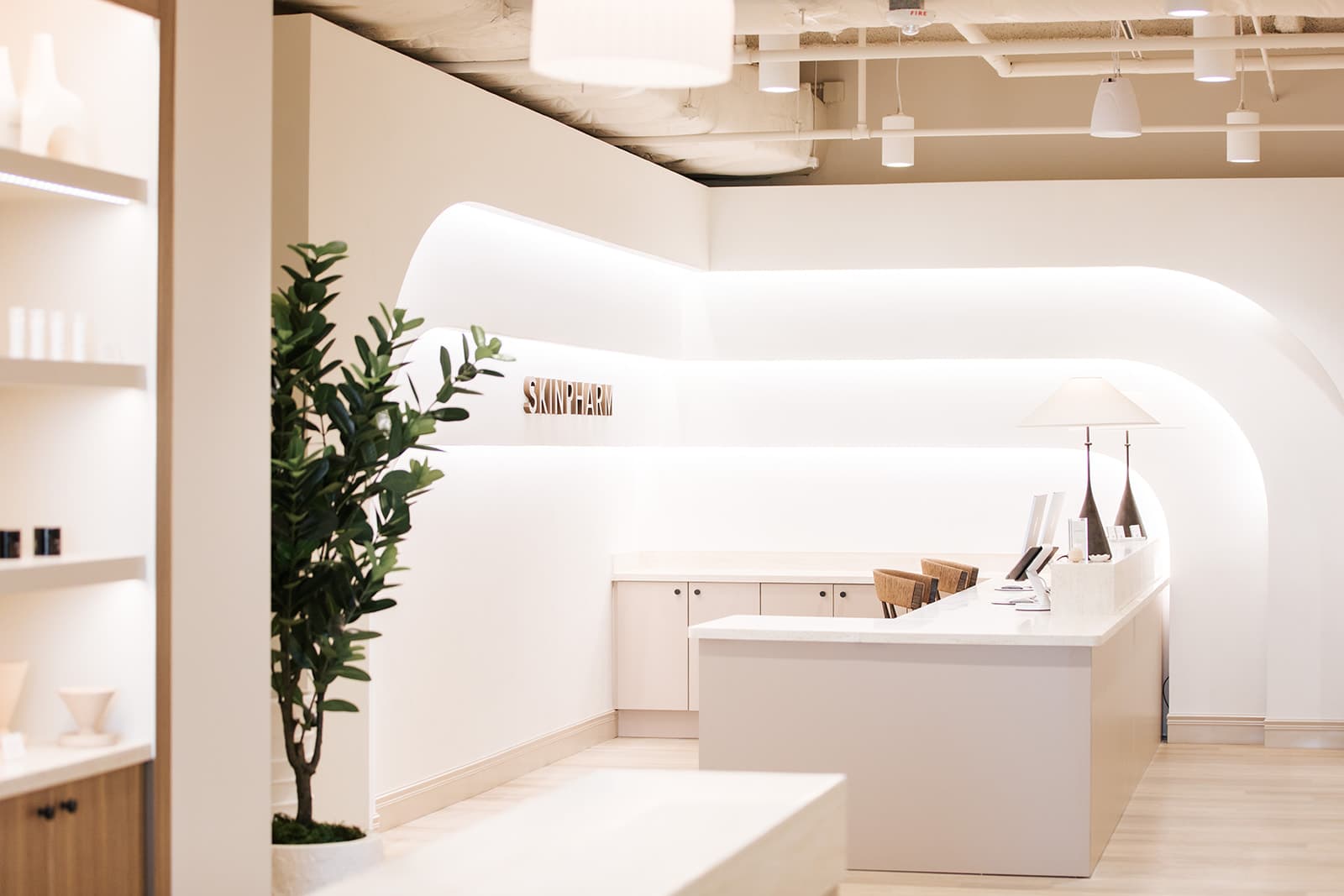Skin Pharm — photo 1