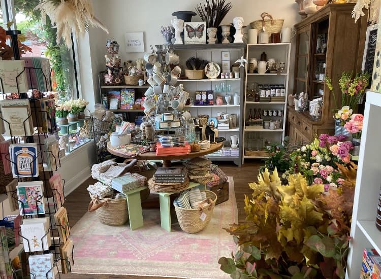 Tupelo Honey Flower Shop & Co. — photo 2