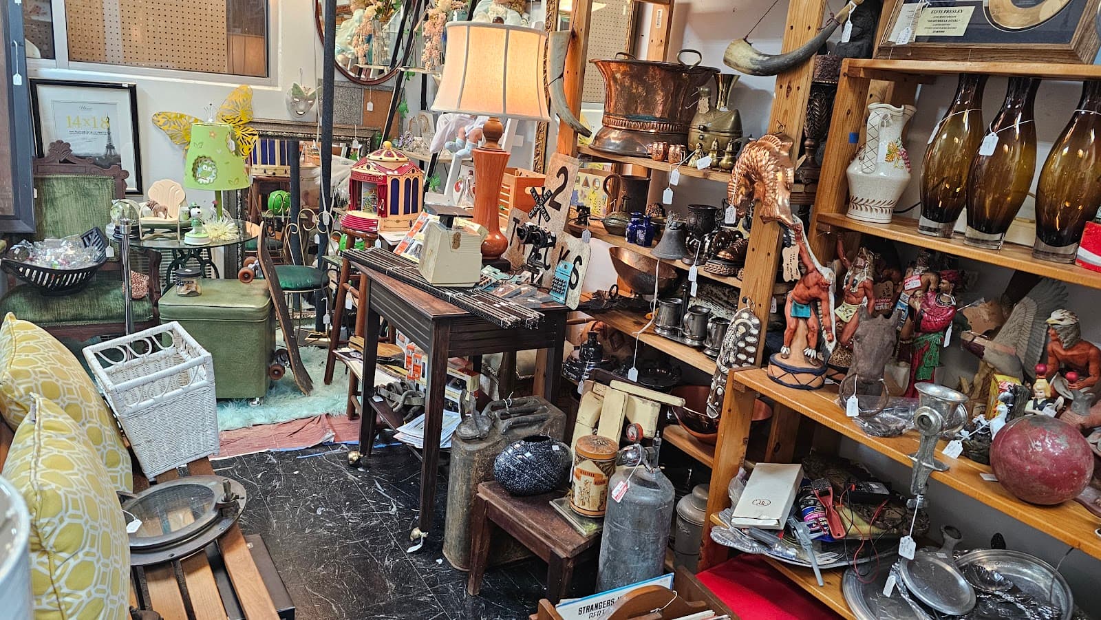 Eclectic Finds, Antiques and Interiors — photo 1