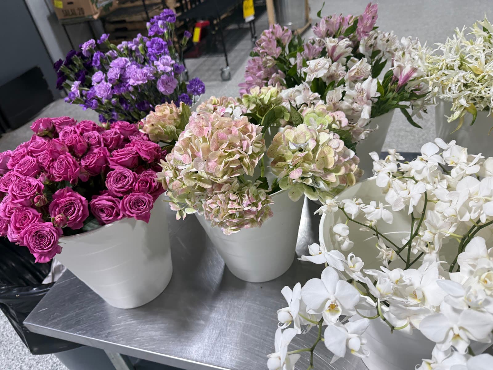 Mayesh Wholesale Florist — photo 1