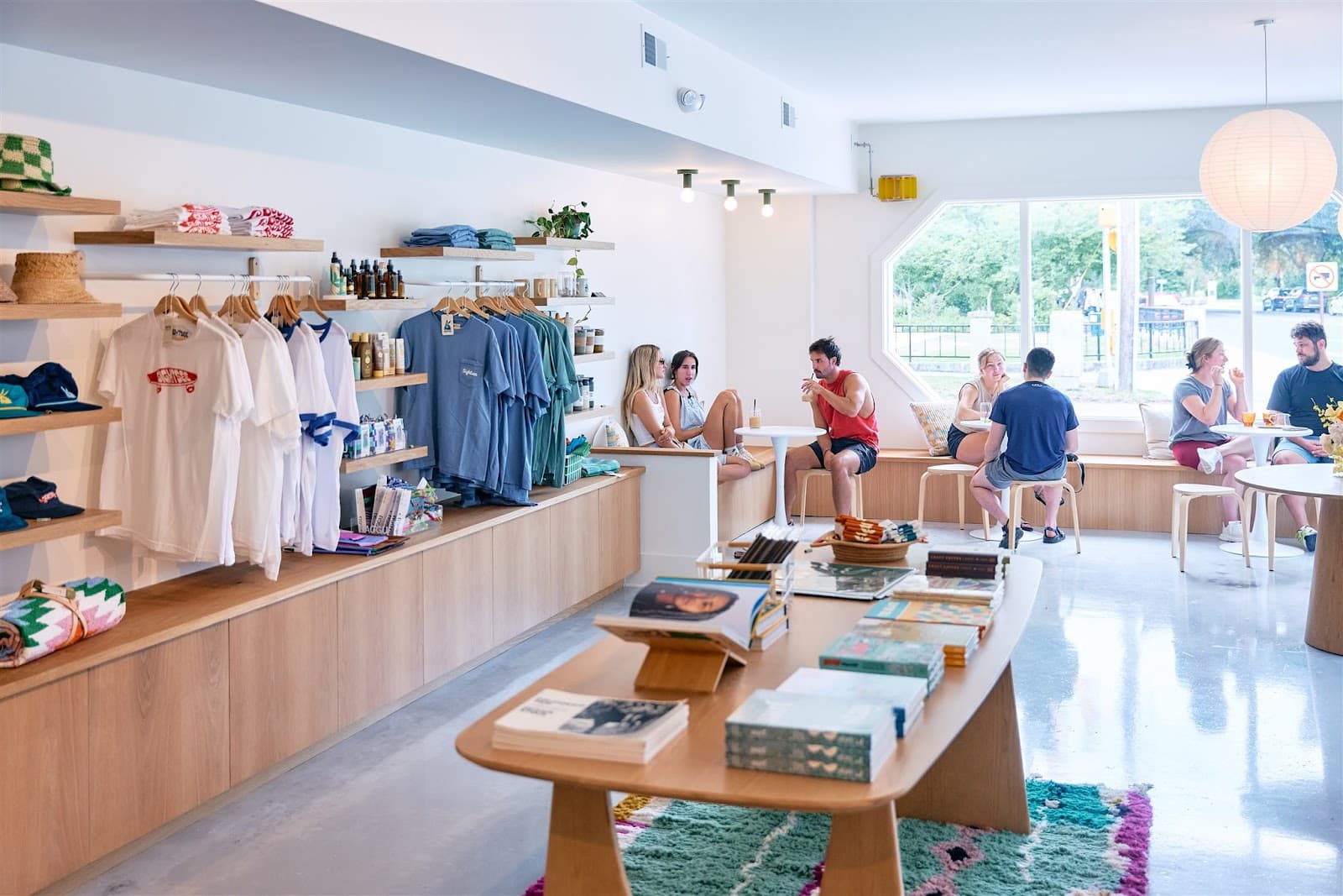 Sightsee Shop — photo 1