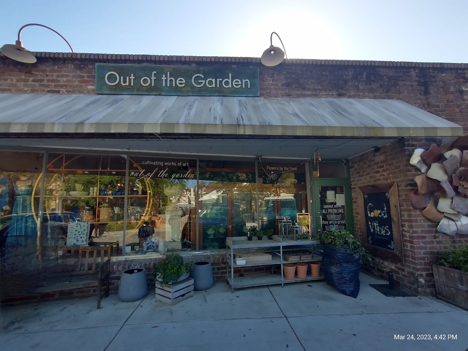 Out of the Garden — photo 2