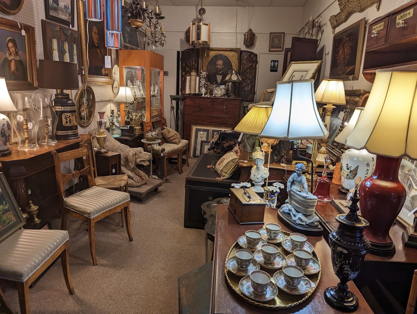 Antiques of South Windermere — photo 2