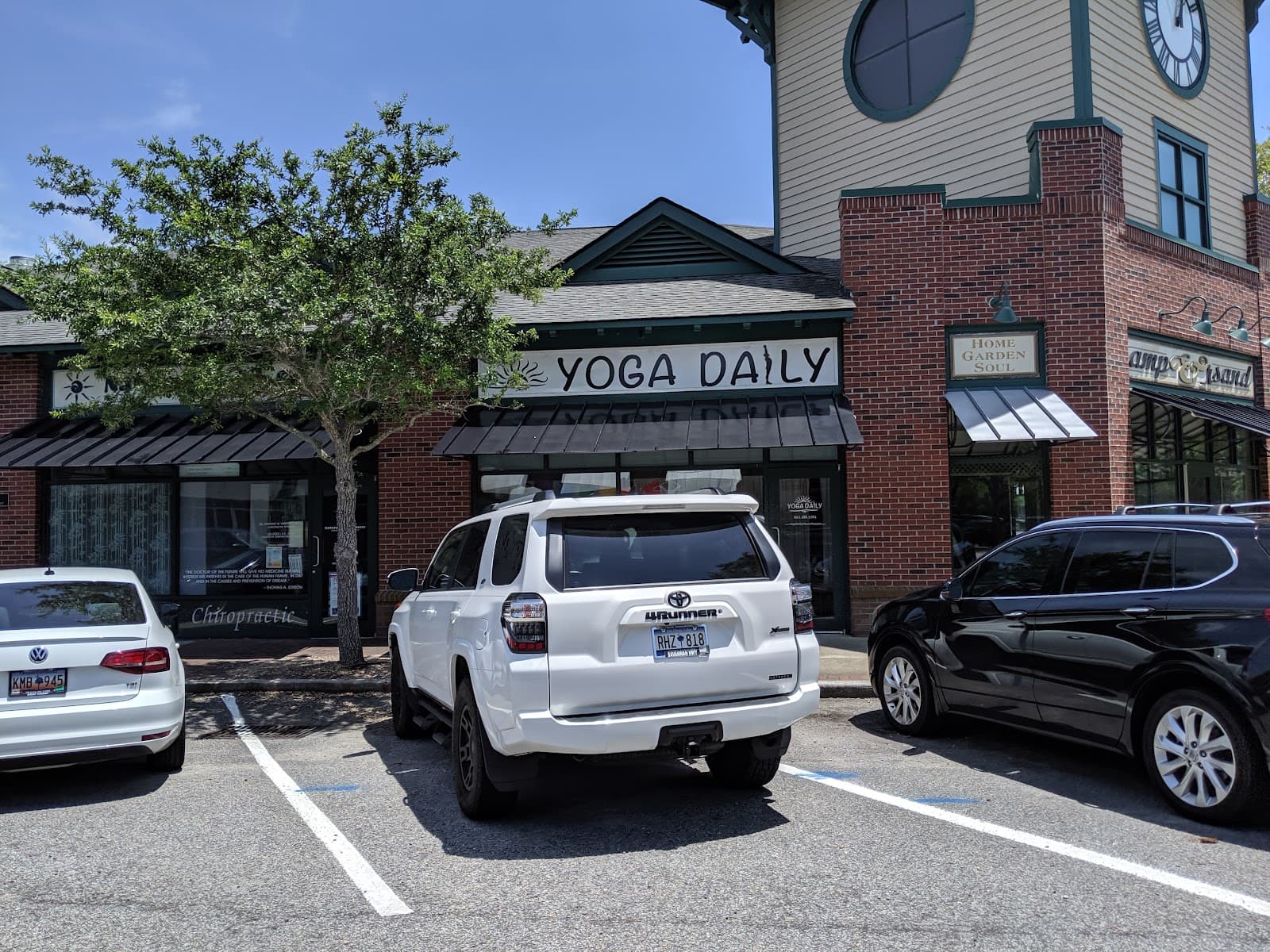 Yoga Daily — photo 1
