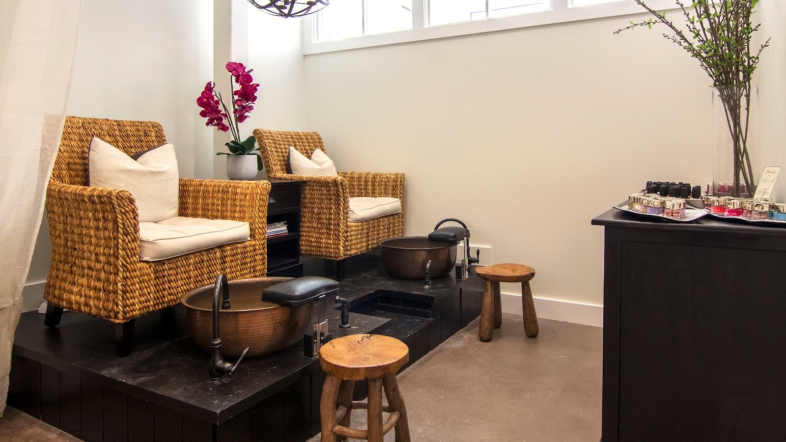 STOX & CO. - Salon, Spa, Boutique — photo 1