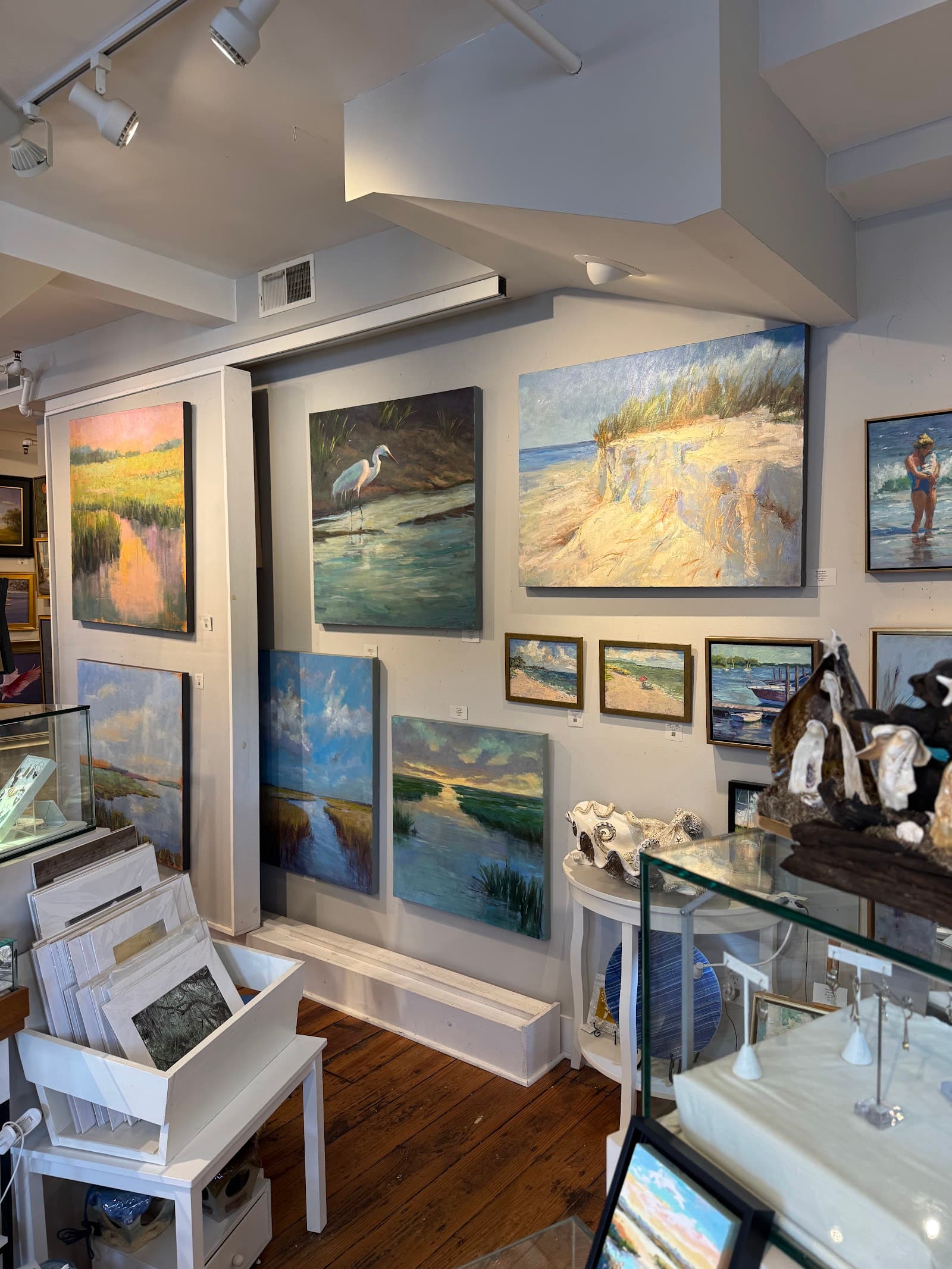 Sandpiper Gallery — photo 2