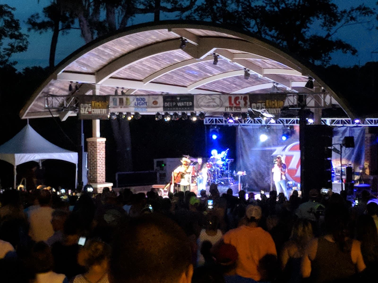 Hanahan Amphitheater — photo 1