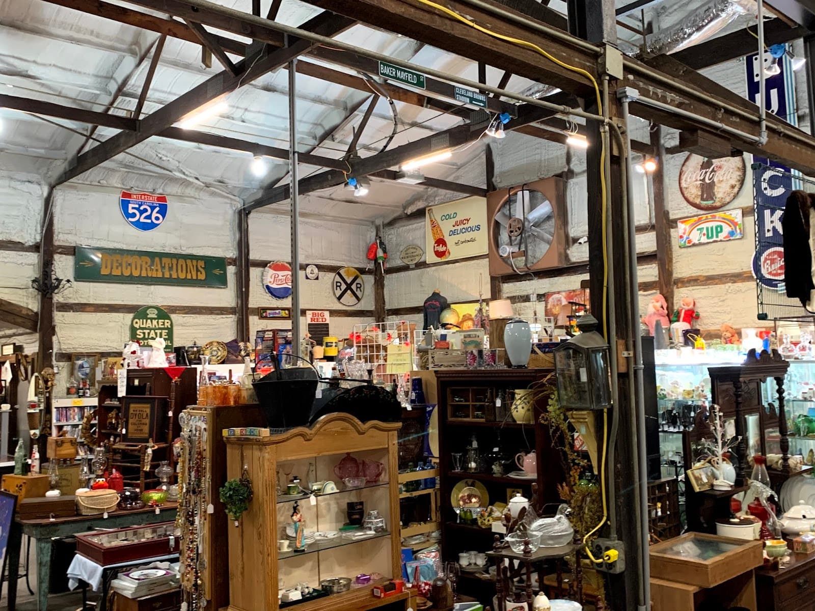 Auction Charleston Antique Mall — photo 2