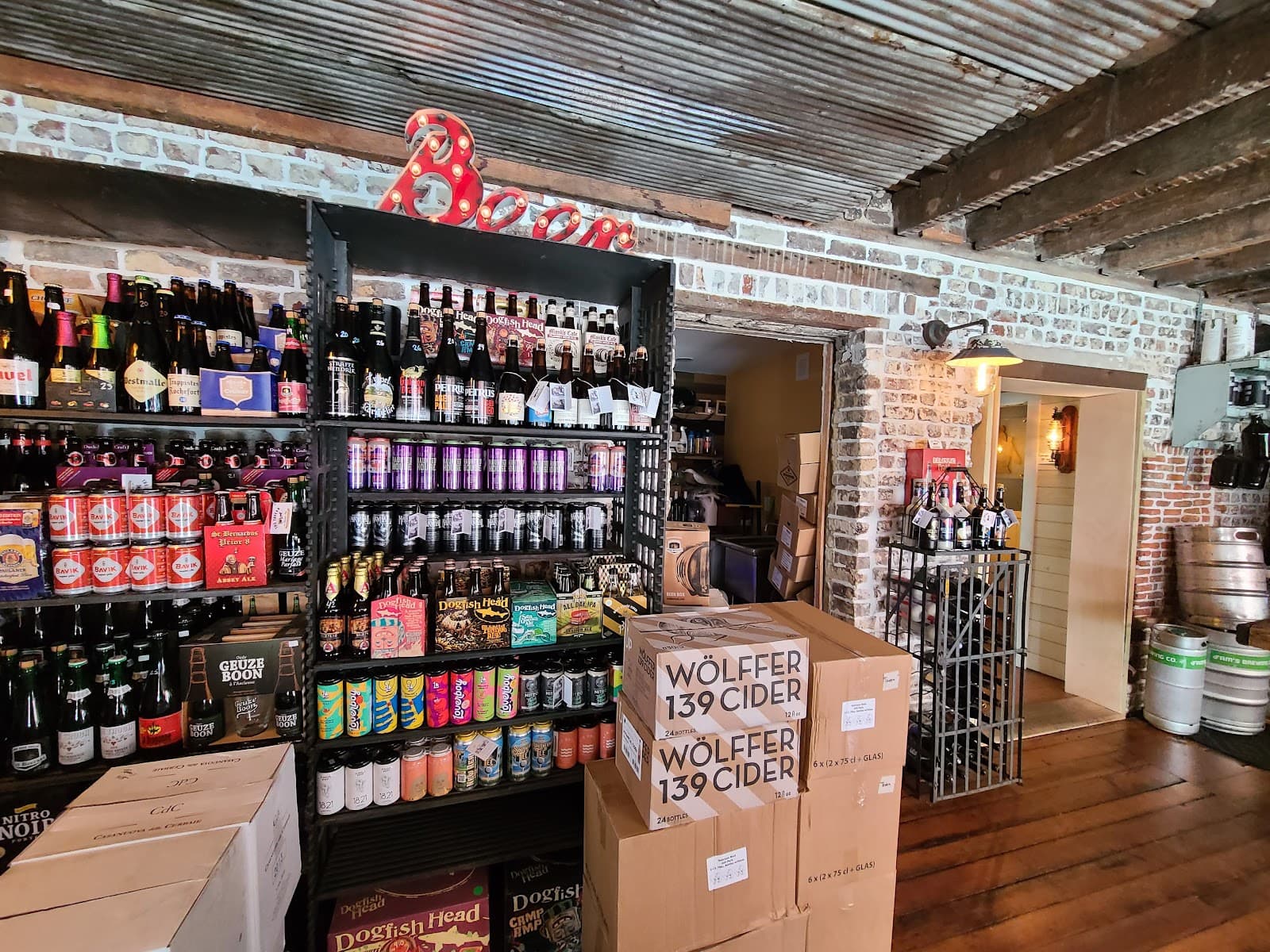 The Tavern at Rainbow Row — photo 1