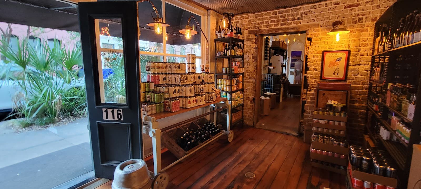 The Tavern at Rainbow Row — photo 2
