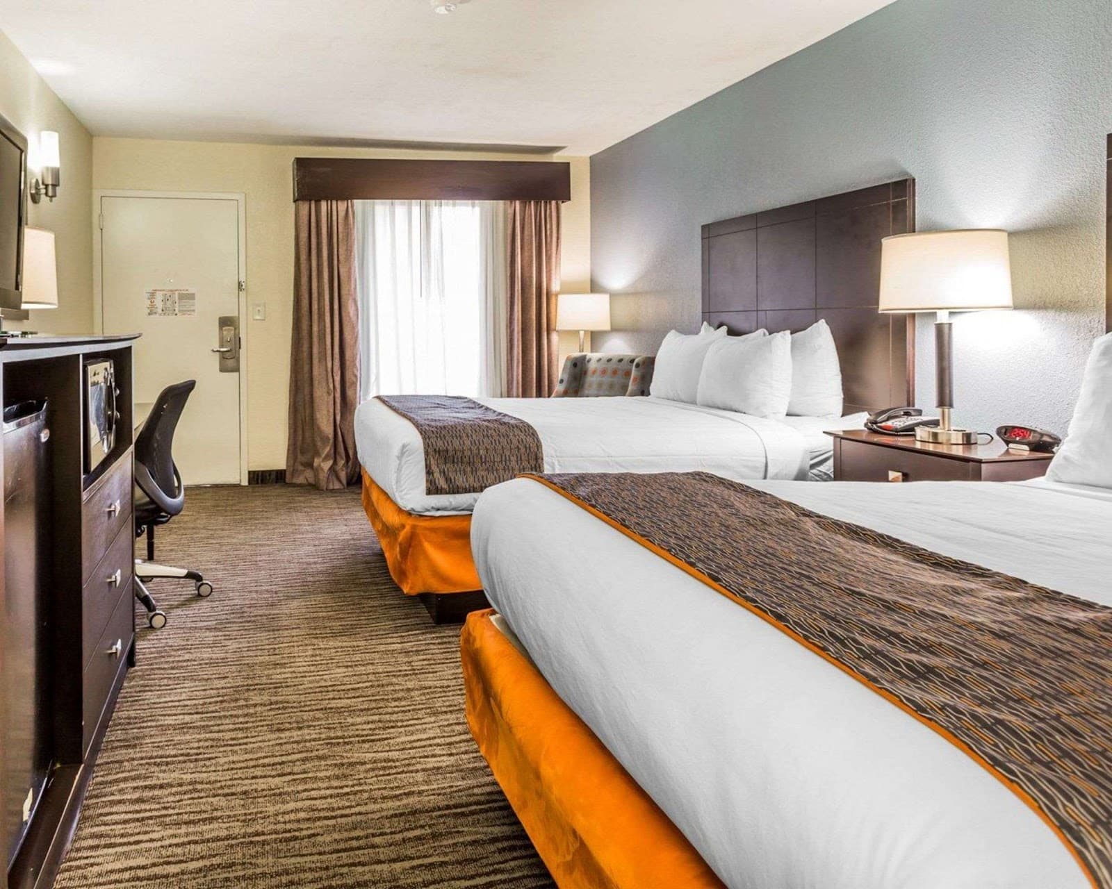 Quality Inn Mt. Pleasant - Charleston — photo 1