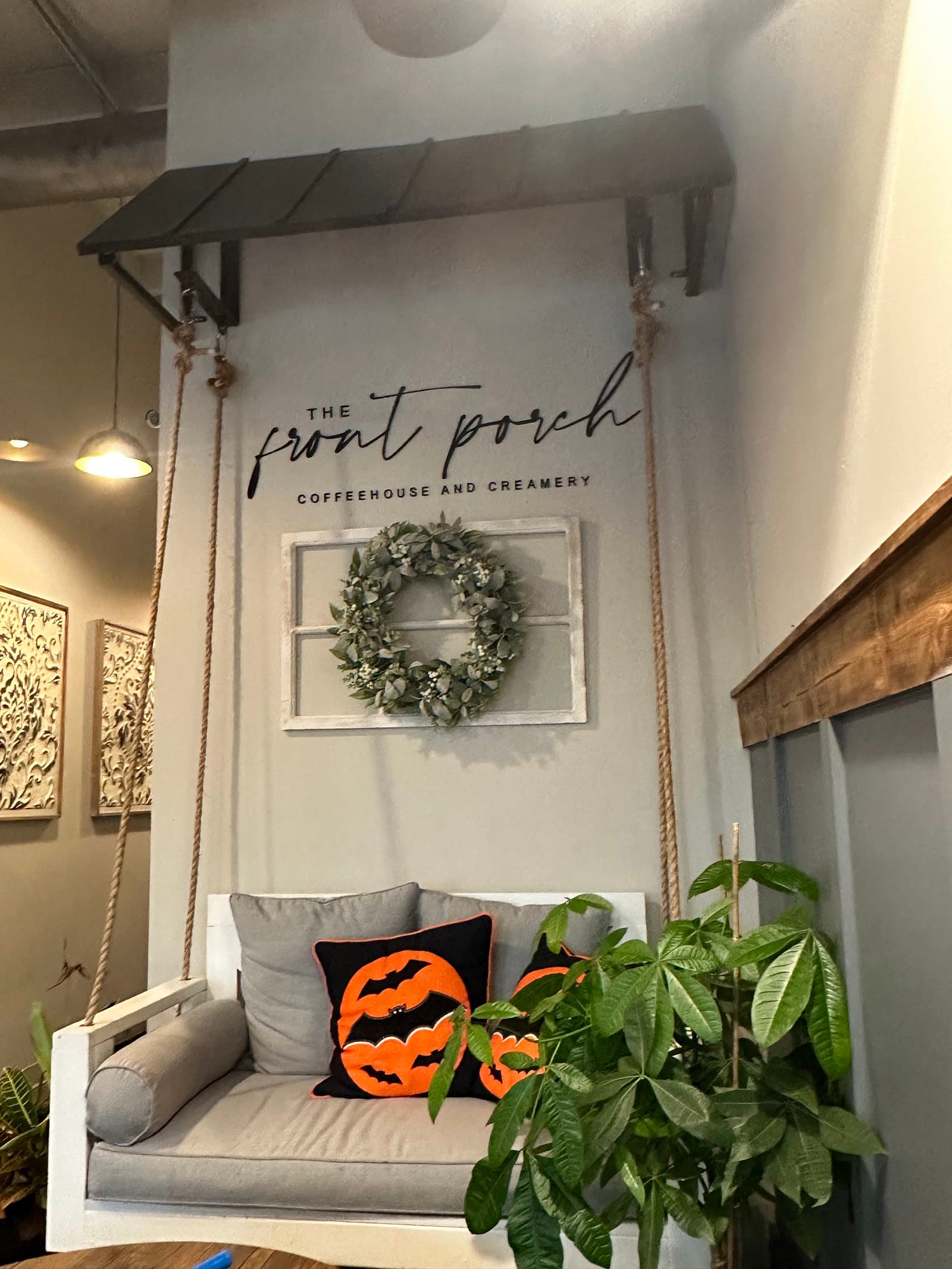 The Front Porch Coffeehouse and Creamery — photo 2