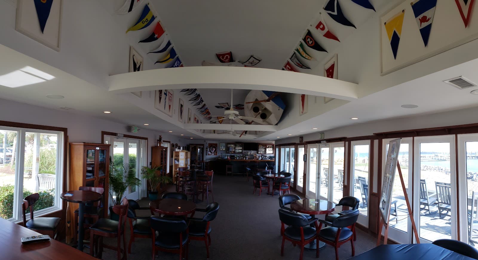 James Island Yacht Club