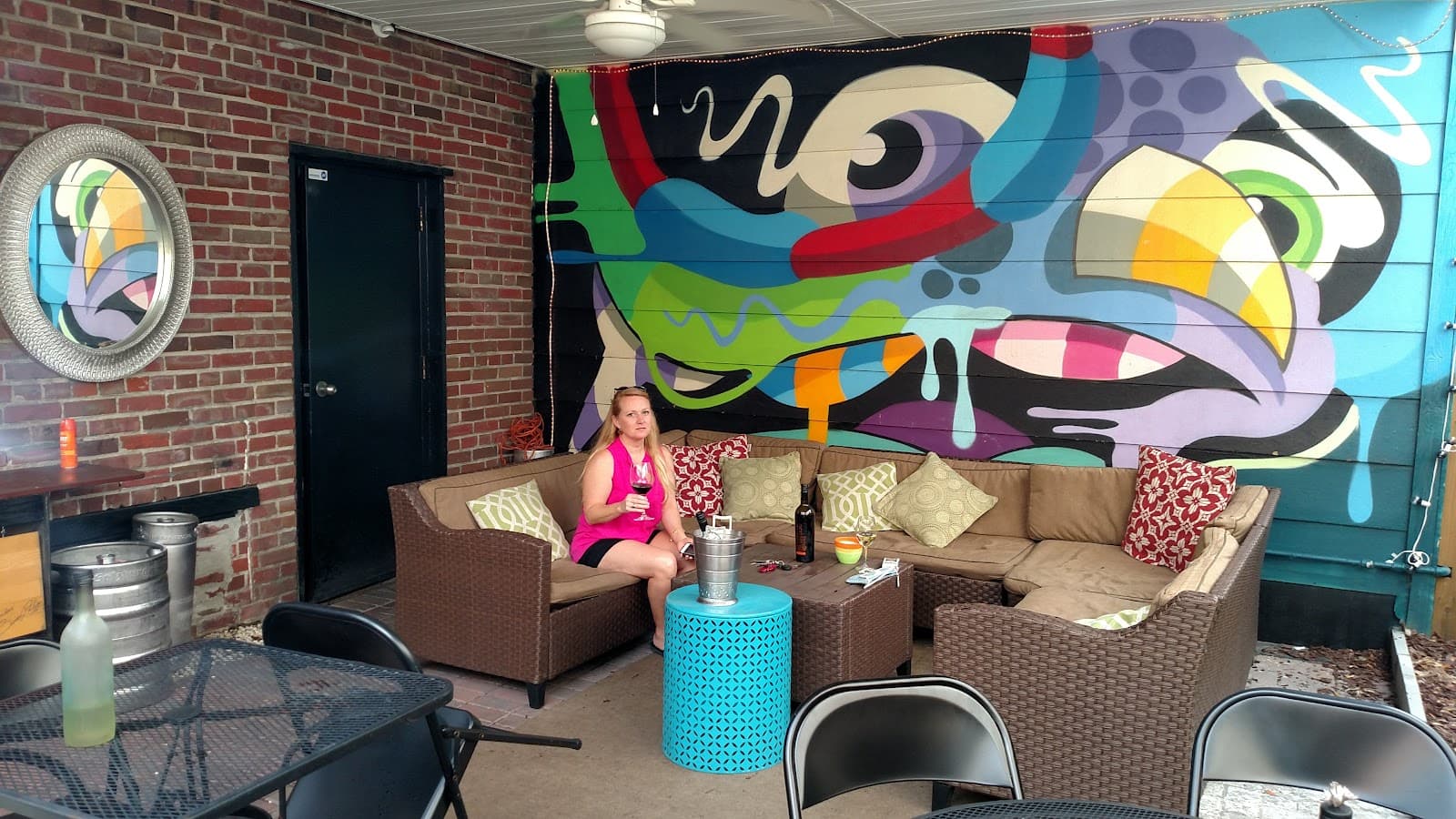 Accent on Wine Park Circle