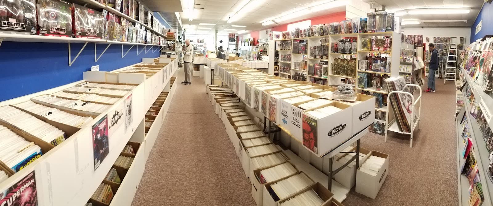 Captain's Comics & Toys — photo 1