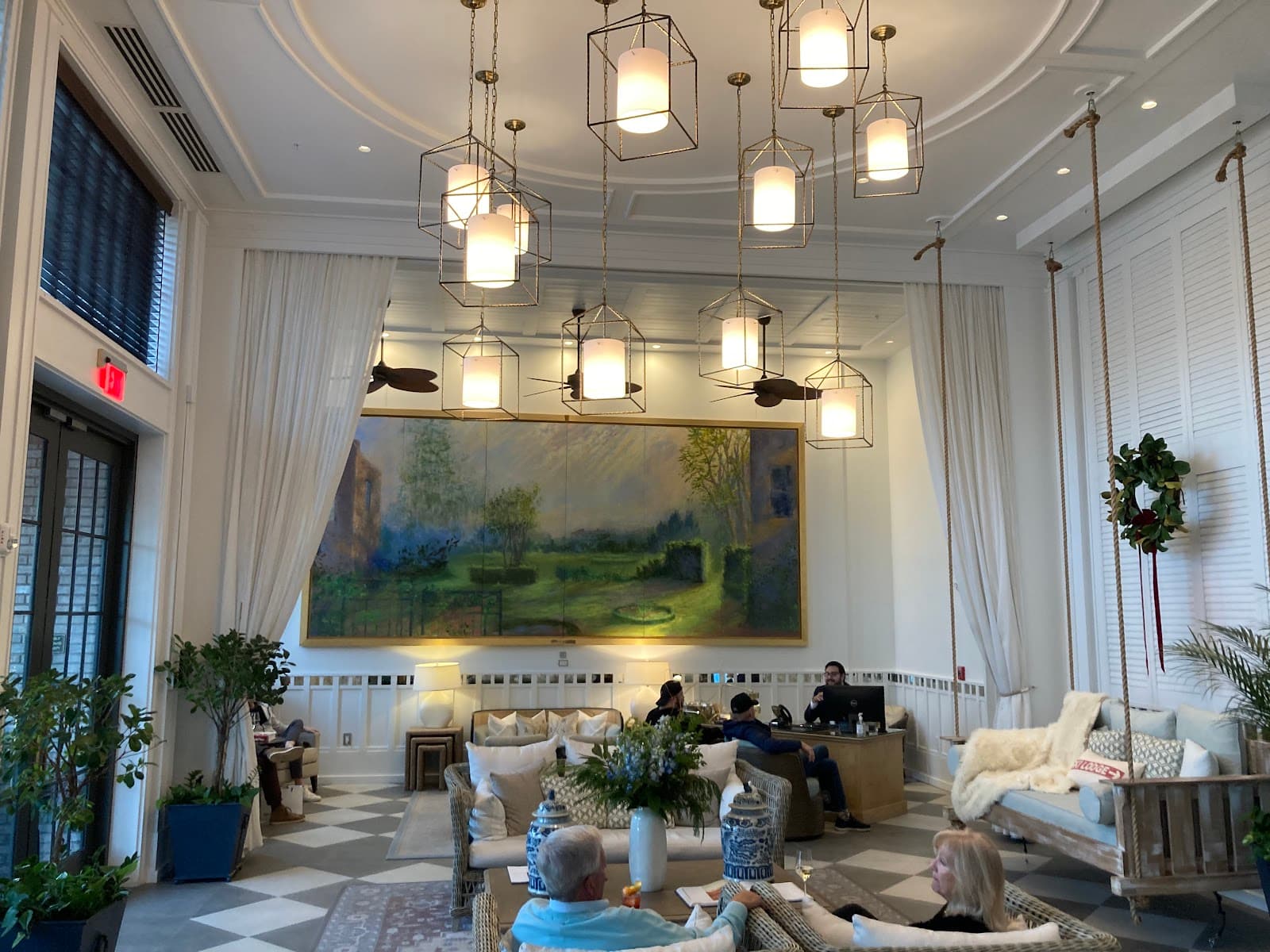 Veranda Lounge — photo 1