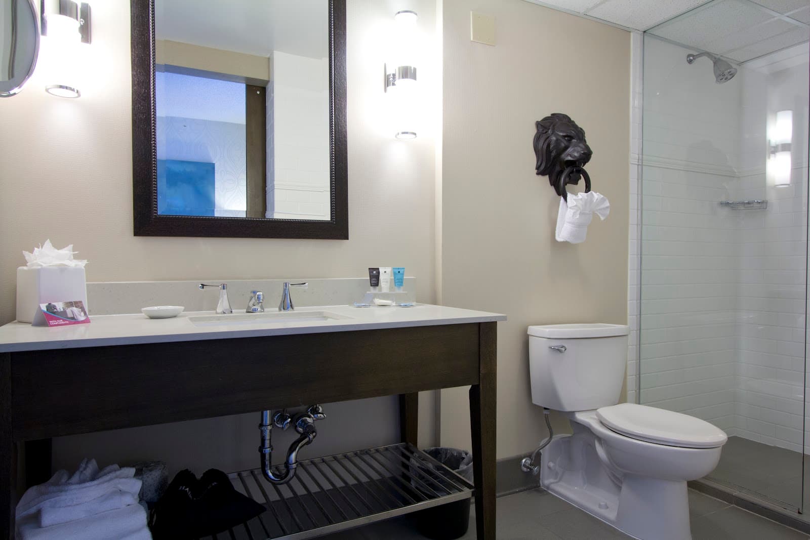 Crowne Plaza Charleston Airport - Conv Ctr, an IHG Hotel