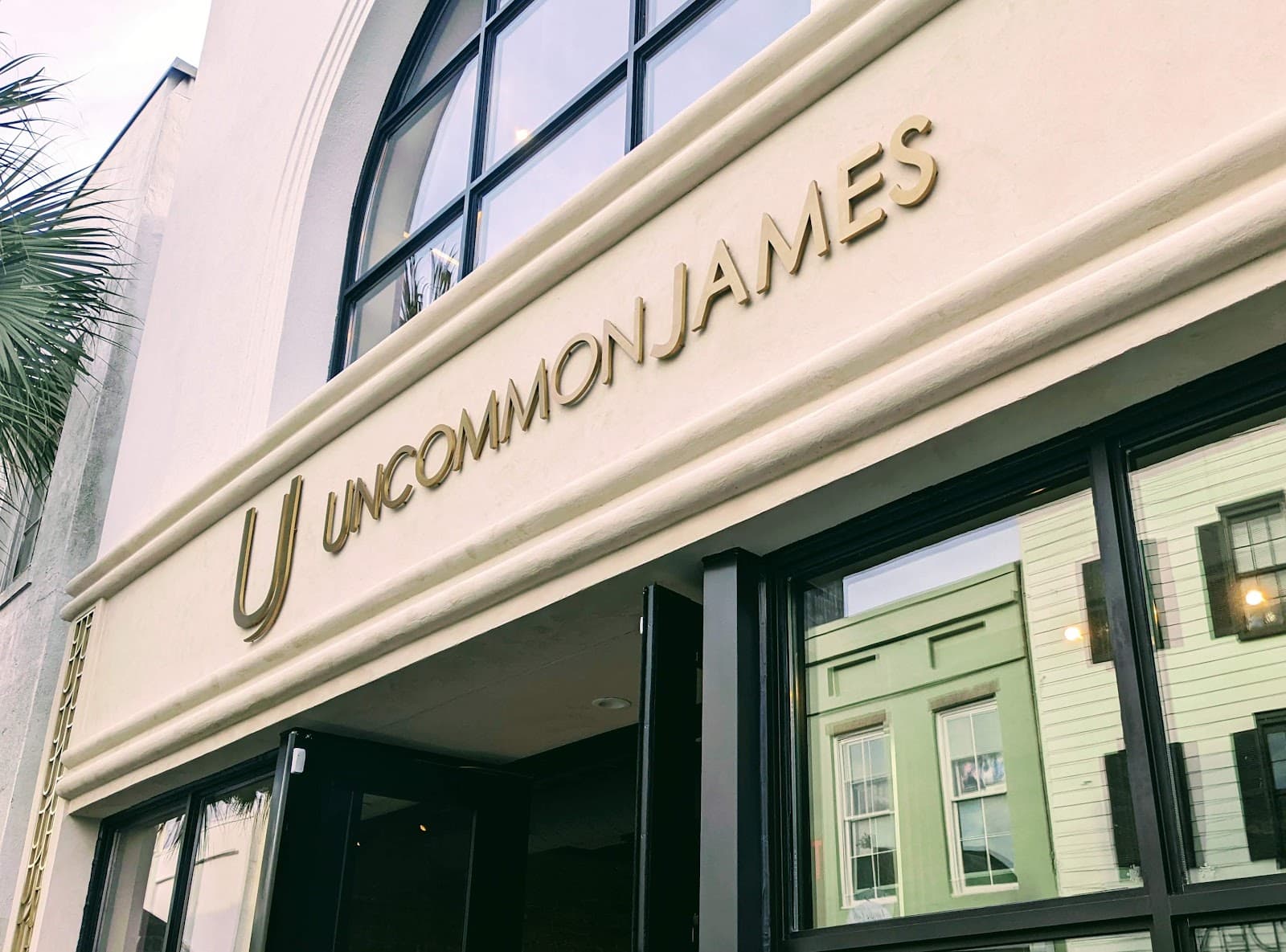Uncommon James — photo 1