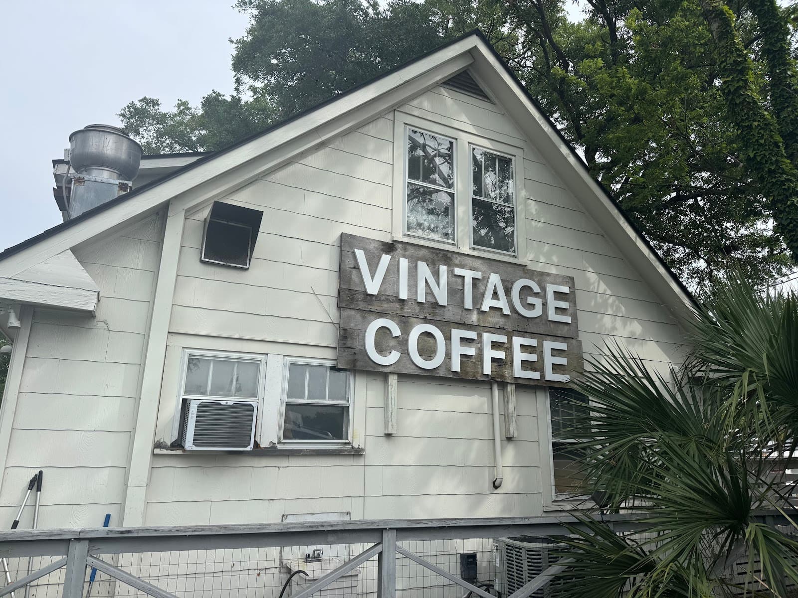 Vintage Coffee Cafe