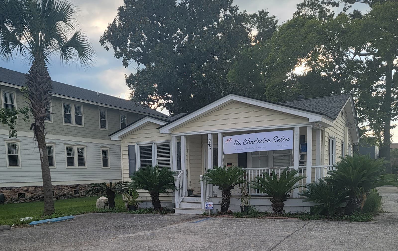 The Charleston Salon
