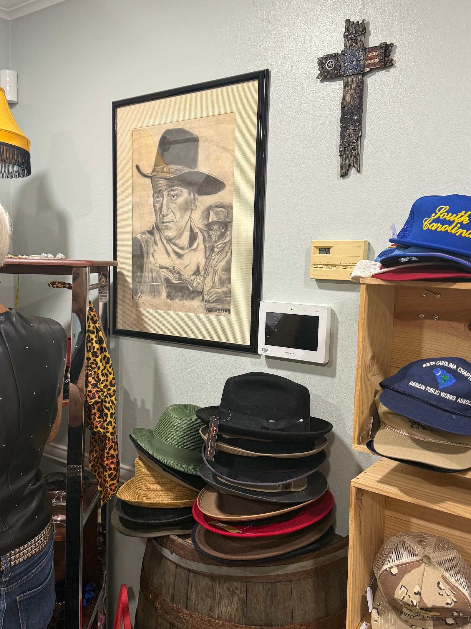 Low Fashion Vintage Retail and Thrift — photo 2